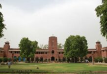 "DELHI UNIVERSITY OFFERS SECOND CHANCE FOR COVID-AFFECTED STUDENTS TO COMPLETE DEGREES"