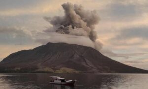 Indonesian Volcanic Eruption 